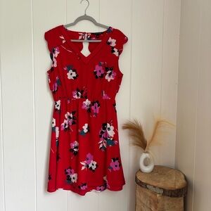 41 Hawthorn Red Floral V-Neck Dress